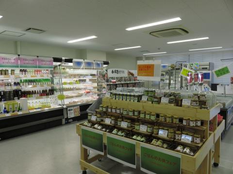 ここマーケット店内