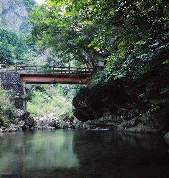 三霞洞渓谷 みかど八景