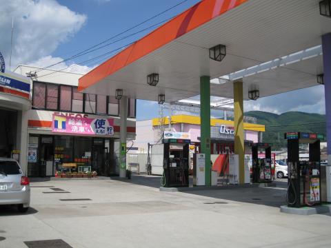 （有）玉木商店　岡谷給油所