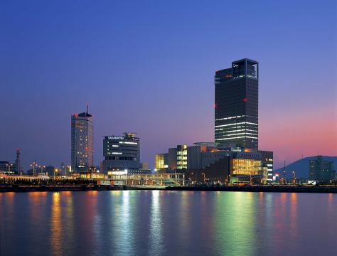 サンポート高松　夕景